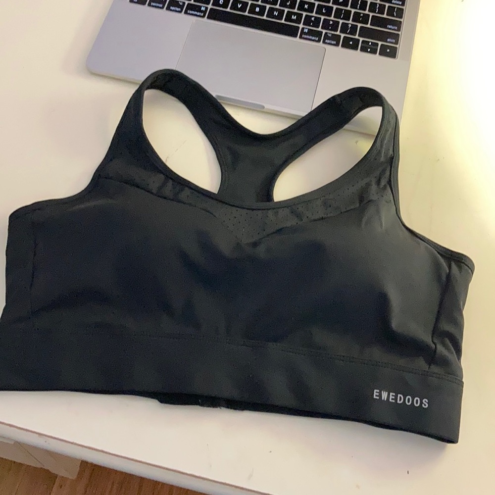 Sports bra